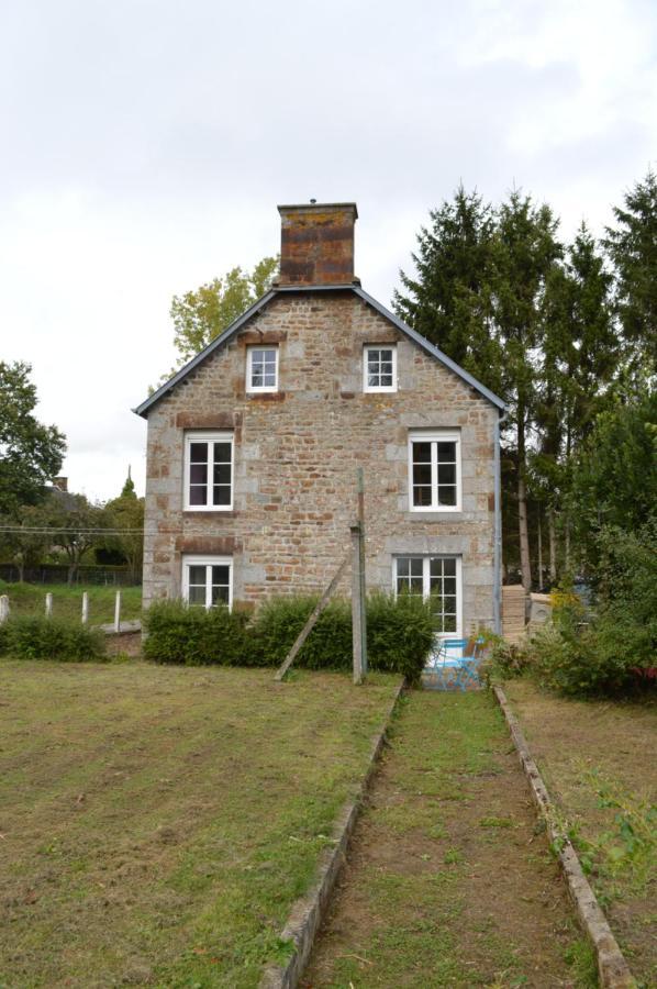 gite Marlotte Villa La Lande-Saint-Simeon Exteriör bild